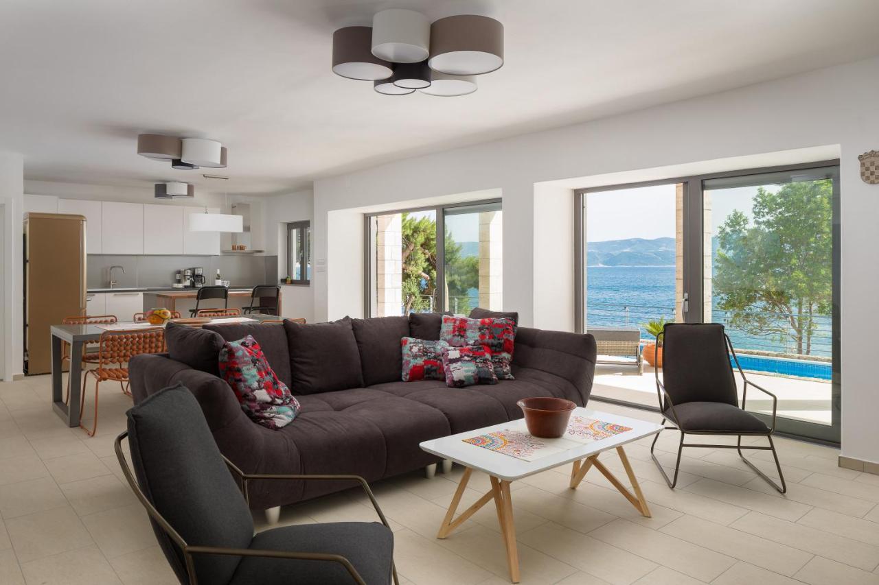 Absolute Beach Villa オミシュ エクステリア 写真